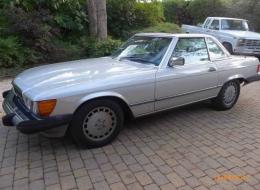 Mercedes-Benz SL 560