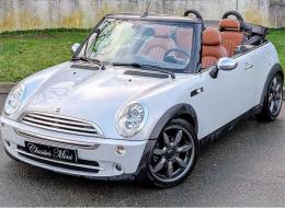 Mini Cooper Cabriolet Sidewalk 