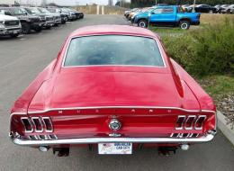 Ford Mustang V8 390 GT Fastback matching