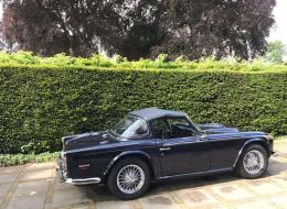 Triumph TR5