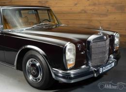 Mercedes-Benz 600 