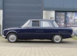 Alfa Roméo Giulia 1600 Super Biscione