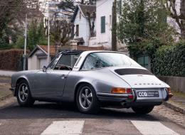 Porsche 911 2.2L T Targa 