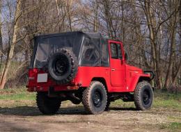 Toyota Land Cruiser BJ42