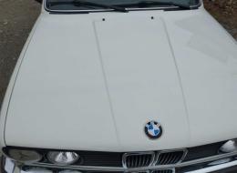 BMW Série 3 325 ix E30