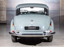 BMW 501 V8