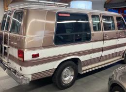 Chevrolet Van G20