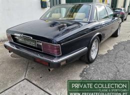 Jaguar Série - XJ 40