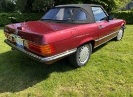 Mercedes-Benz SL 560