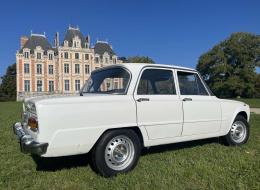 Alfa Roméo Giulia 1300 super