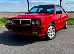 Lancia Delta 1.6 HF Turbo "Rosso Monza"