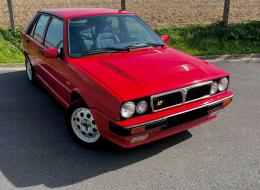 Lancia Delta 1.6 HF Turbo "Rosso Monza"