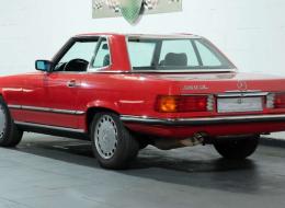 Mercedes-Benz SL 560