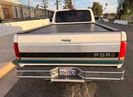 Ford Pick-up F-250 XLT big block 460 ci 