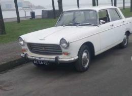 Peugeot 404