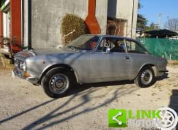 Alfa Roméo Giulia GT 1750