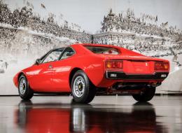 Ferrari 308 GT4 Dino