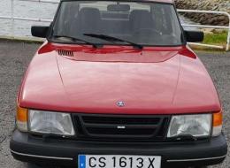 Saab 900 i
