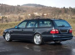 Mercedes-Benz AMG E55