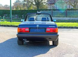 BMW Série 3 325 i Cabriolet E30