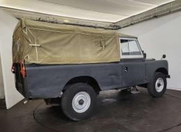 LandRover 109 Serie III baché