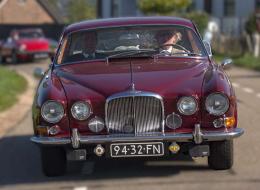 Jaguar 420 G Saloon
