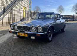 Daimler Double Six III