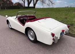 Triumph TR2
