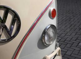 Volkswagen Combi Split window Samba Replica