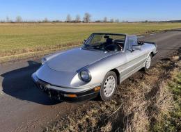 Alfa Roméo Spider 2.0