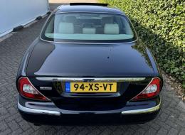 Jaguar Série - XJ V6 3.0