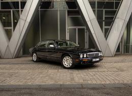 Daimler Série XJ Super V8 supercharged LWB X308