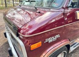 Chevrolet Van G20 