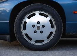 Porsche 928 S4