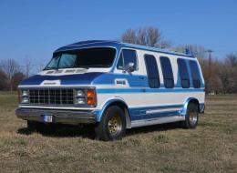 Dodge Van Ram B150