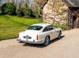 Aston Martin DB 4 MKII 