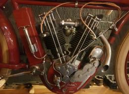 Moto Indian Chief 8 racer