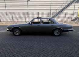 Daimler Double Six Série 3