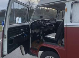Volkswagen Combi T2a camper