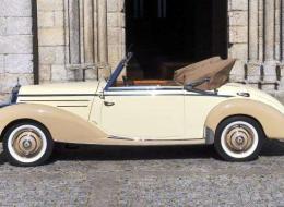Mercedes-Benz 220 A Cabriolet