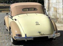 Mercedes-Benz 220 A Cabriolet