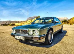 Jaguar Série - XJ 40