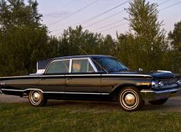 Mercury Monterey Breezeway Sedan