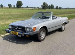 Mercedes-Benz SL 380 R107