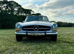 Mercedes-Benz SL 280SL Pagoda