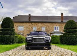 Rolls-Royce Dawn in unique color combination