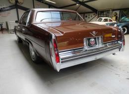 Cadillac Sedan de ville