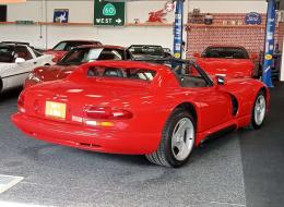 Dodge Viper RT/10 V10 8.0L 400cv, bvm6