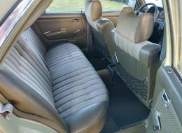 Mercedes-Benz 230 W123