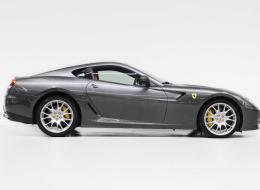 Ferrari 599 GTB Fiorano 6.0i V12 620cv F1